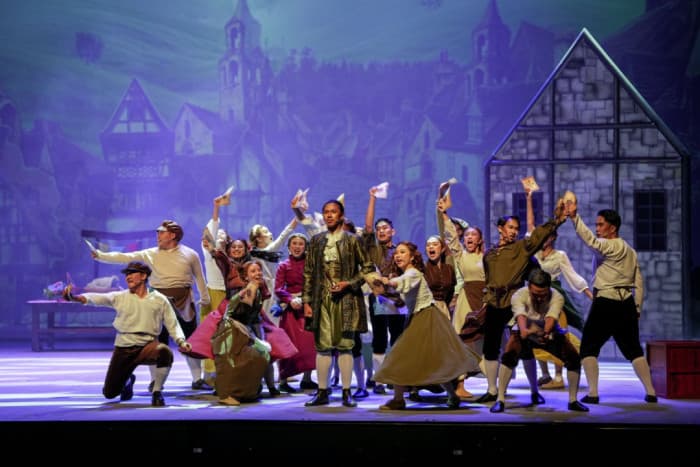 Wamen Ekraf Dorong Teater Musikal Indonesia Tembus Pasar Global